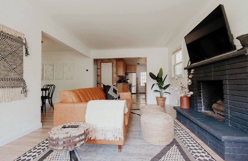 Merriam Park House | CITY COTTAGE, CITY COTTAGE GETWAY, FENCE BACKYARD