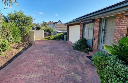 Montmorency House | City Edge Lower Plenty