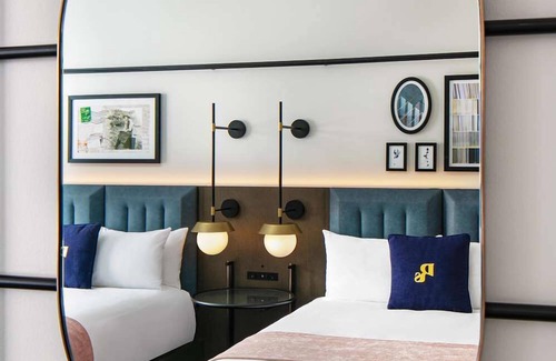 North Capitol Street Hotel | City Escape in Downtown DC! Contemporary & Pet-friendly Room with Landmark View!