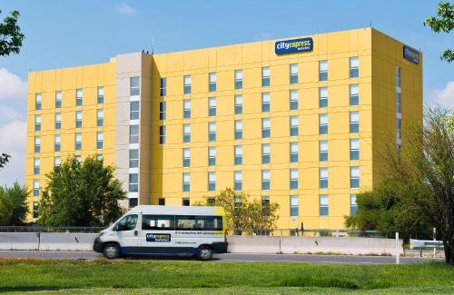 Pudahuel Hotel | City Express by Marriott Santiago Aeropuerto
