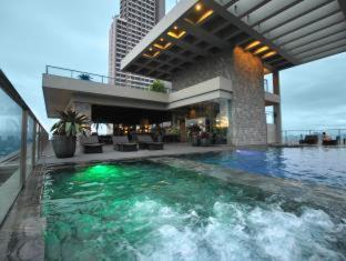 Downtown Hotel | City Garden Grand Hotel