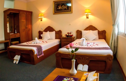 Insein Hotel | City Golf Resort Hotel
