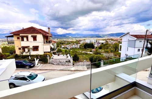 Ioannina House | City Hill Luxury Apartments - Deluxe Apartment