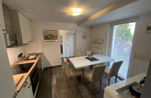 Pankow Apartment | City Holiday Apartments Berlin, Ferienwohnungen mit Kostenfreiem Parkplatz