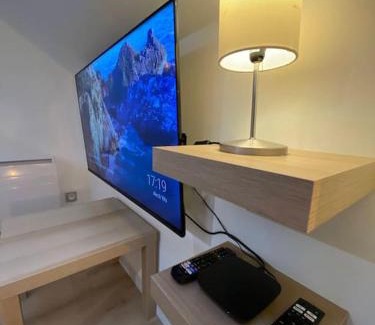 Montlhery Apartment | ☆ City lodge ☆ Super-meublé pro #Montlhéry