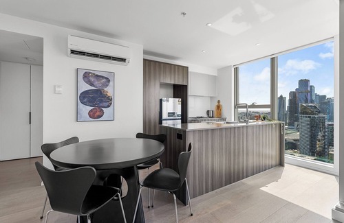 Docklands Apartment | City Luxe Living 3B2B2C-36F at VictoriaHarbour