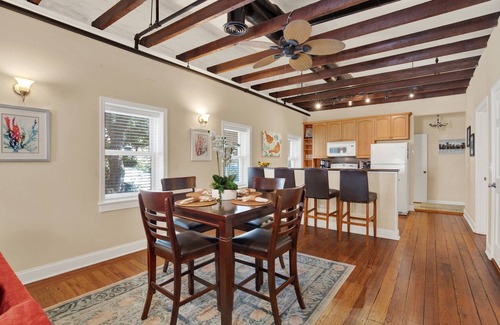 Yamacraw Village Condo | City Market Getaway, Walk Everywhere, Pool Access