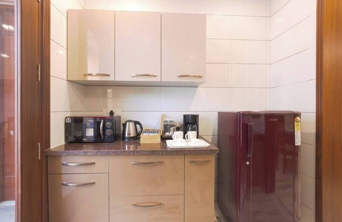 Gurugram Apartment | City Oasis w bathtub n balcony