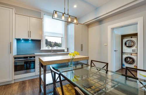 Hobart Central Business District Villa | City Retreat Hobart