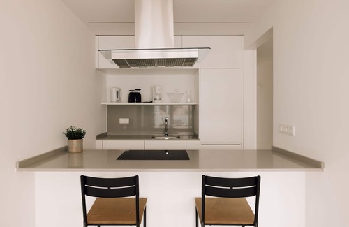 Pena Apartment | City Stays São Lázaro Apartments