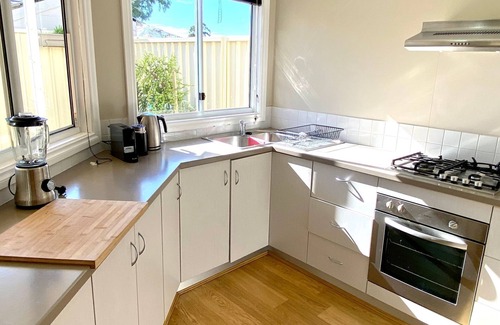 South Bunbury House | City Townhouse- Bunbury