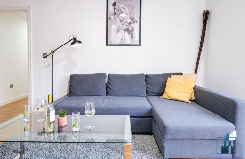 Theatreland Birmingham Apartment | City View Apartments Birmingham City Centre