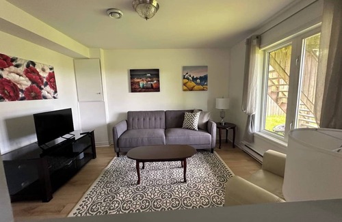 Terra Nova Apartment | City View Charm: St. John's 1BR, 8 Min To Downtown