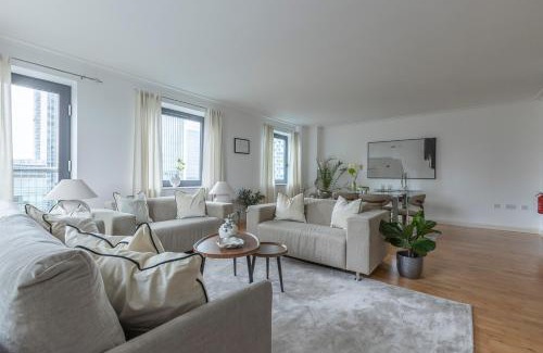Canary Wharf Apartment | City Waterfront Apartments