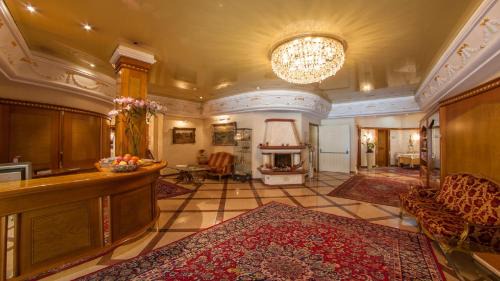 Albions Hotel | Cityhotel Goldener Adler B&B