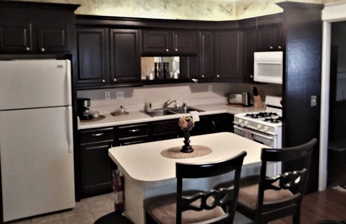 New Albany Apartment | CityPlex West #1, 2 bedrm two bath, 1st floor