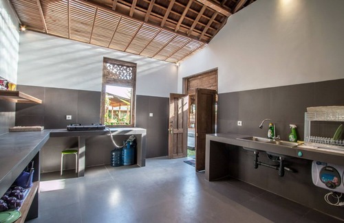 Banjar Semer Villa | CK5001-5BR Joglo Villa Rice View nr Canggu