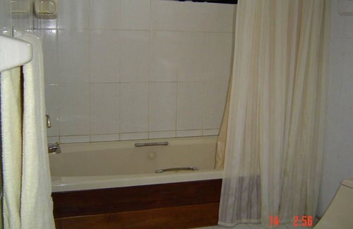 Santo Domingo de los Colorados Hotel | Club Hotel Ida Maria