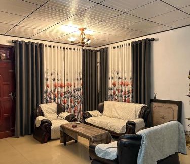 Hawa Eliya House | CLA Holiday Bungalow & Restaurant