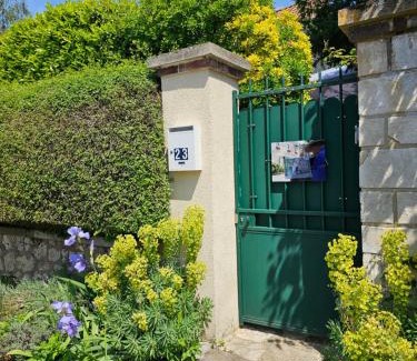 Giverny House | Clair logis