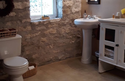 Dripping Springs Bed & Breakfast | Clara's house at Homestead B&B