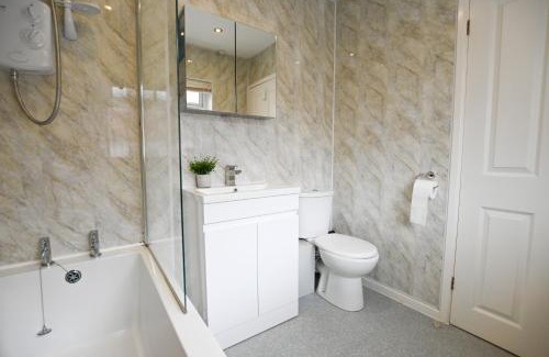 Stoke-on-Trent House | Clarice House by YourStays, 3 bedroom house by University of Staffordshire