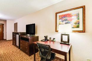 Minot Hotel | Clarion Hotel Convention Center