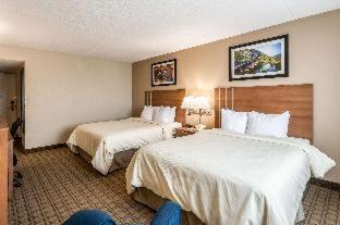 Halltown Hotel | Clarion Inn Harpers Ferry-Charles Town