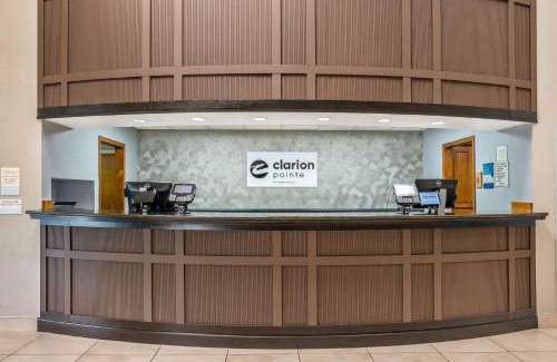 Jeffersontown Hotel | Clarion Pointe Louisville East