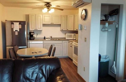 Devils Lake Condo | Classic 2 Bedroom 1 Queen 3 XL Twin, 1 bathroom Top Floor