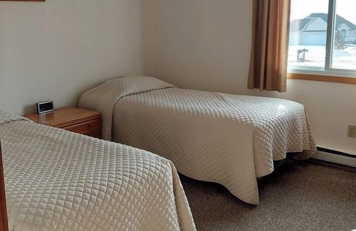 Devils Lake Condo | Classic 2 Bedroom 4 XL Twin beds, 1 Bathroom Top Floor