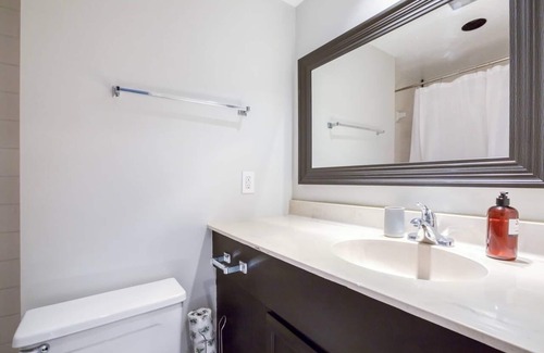 Georgetown Apartment | Classic Apartment #251