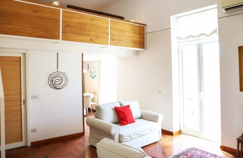 Bagnoli Apartment | Classic Apartment in Bagnoli by Wonderful Italy