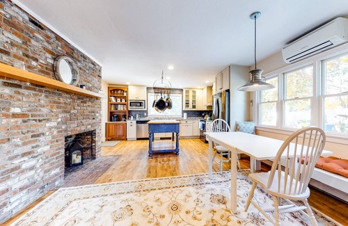 South Orleans House | Classic Cape Cod home near beaches with yard, patio & outdoor fireplace