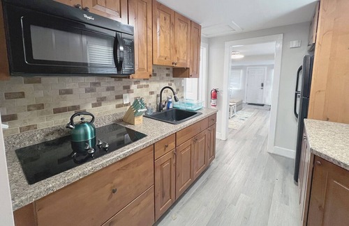 Seaside Heights Cottage | Classic cottage 350ft from Seaside Heights beach with beach tags & parking pass