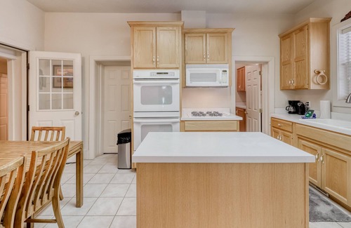 Parowan House | Classic home near national parks & skiing with orchard, gas grill, & free WiFi