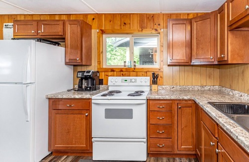 Detroit Lakes Cottage | Classic Lake Sallie Hideaway with Wonderful Sunset Views