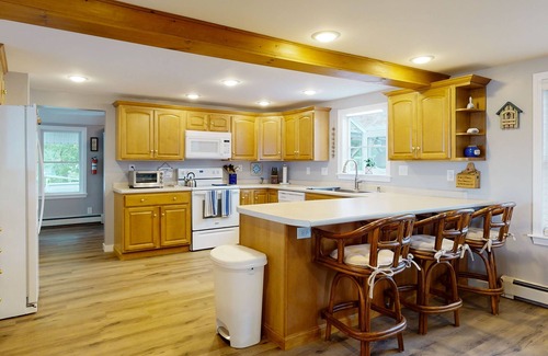 Winthrop House | Classic lakefront property with fishing, swimming, and unbeatable sunrises