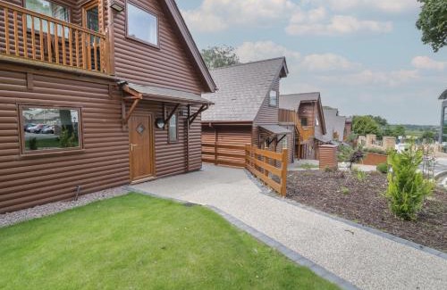 Meliden Apartment | Classic Lodge 16