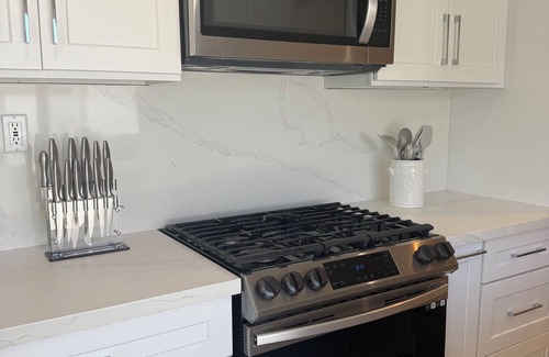 North Redondo House | Classy 4-bedroom house with AC in Redondo Beach