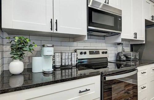 Fountain Square House | Classy home Indianapolis*Fountain Square*walk to restaurants