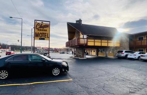 Rockford Hotel | Clayton House Motel