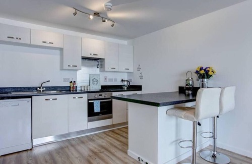 Norwich Apartment | Clean and modern Riverside Flat w/Private Balcony