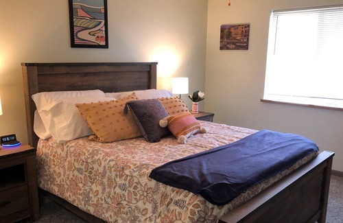 Edgar Apartment | Clean and Quiet - Two Bedroom in City of Edgar