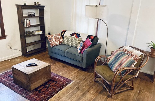 Fairfax House | Clean, Artsy Apartment, Nice Community, Driveway