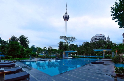 Golden Triangle Apartment | Clean & Cosy Amazing KL Tower View Bukit Bintang