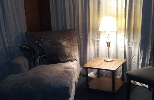 Chicago Heights Apartment | Clean Cozy Comfortable