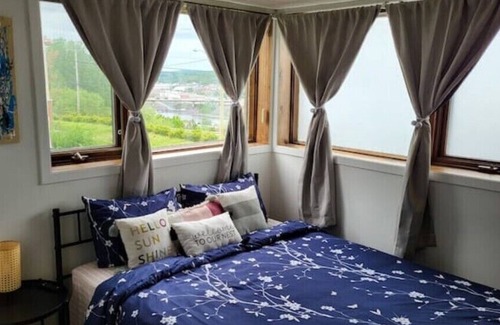Edmundston Apartment | Clean & Cozy Private Suite with a St. John River view. Edmundston,NBn