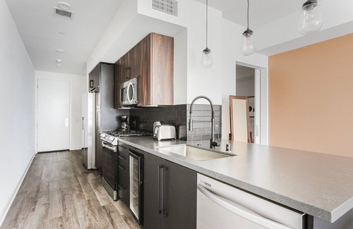 Downtown Long Beach Apartment | Clean Long Beach 1BR w/Pool, Rooftop & EV Charging, by Blueground