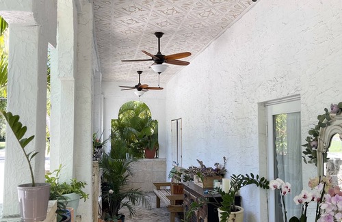 Southwest Coconut Grove House | Clean, New, Spacious, in Coconut Grove!